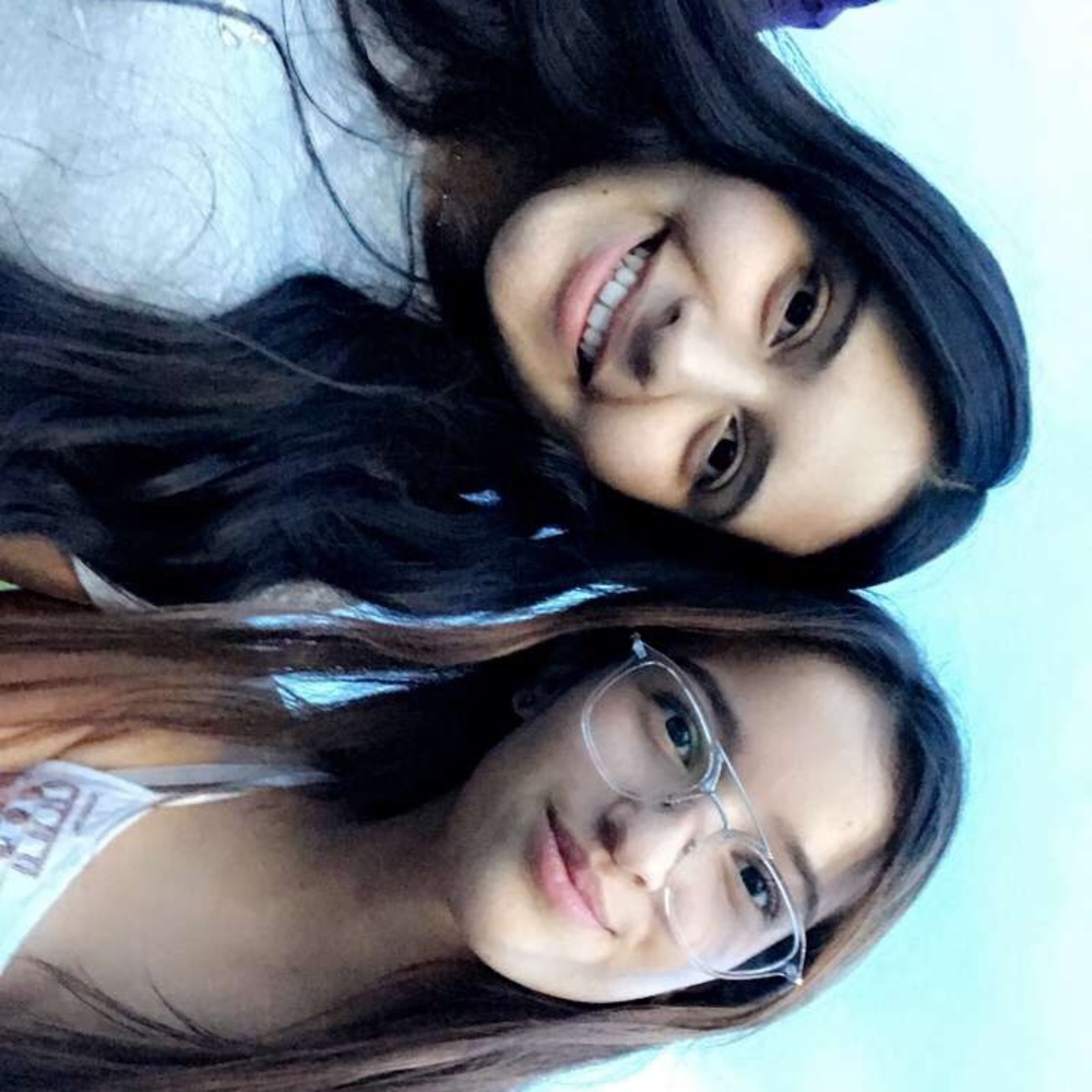 Meet your Poshers, Aryanna and Brianna